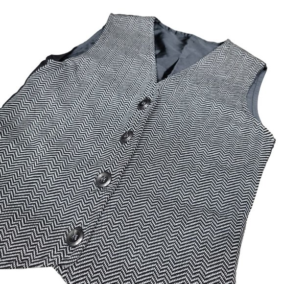 Persnickety NWT Kingsley chevron vest boy girl size 5 years fancy grey button - Picture 4 of 5